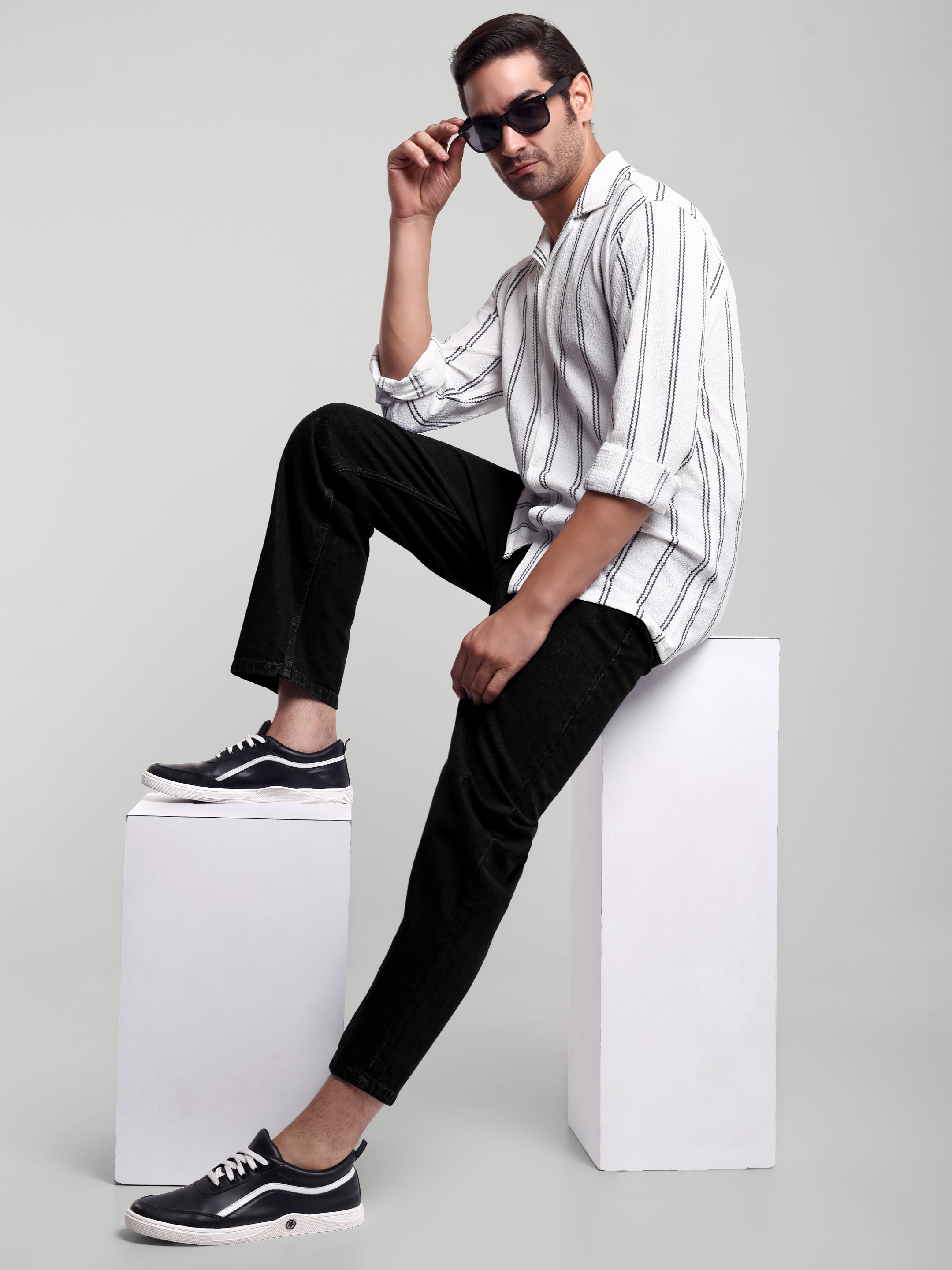 Luxurit Men Relaxed Fit Fit Striped, Self Design Button Down Collar Casual Shirt
